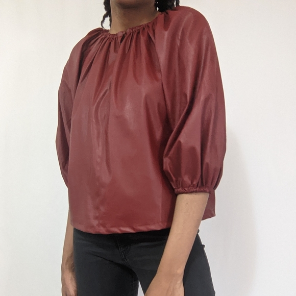 Who What Wear Faux Leather Balloon Sleeve Top - Picture 2 of 11